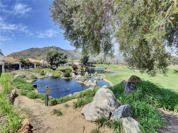 El Cajon, CA 92019,3025 Camino De Las Piedras