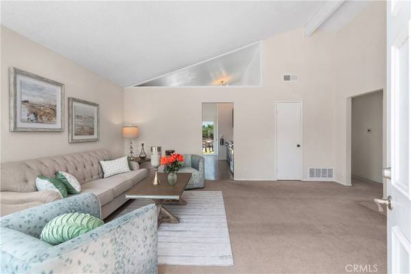Mission Viejo, CA 92692,28385 Ronea