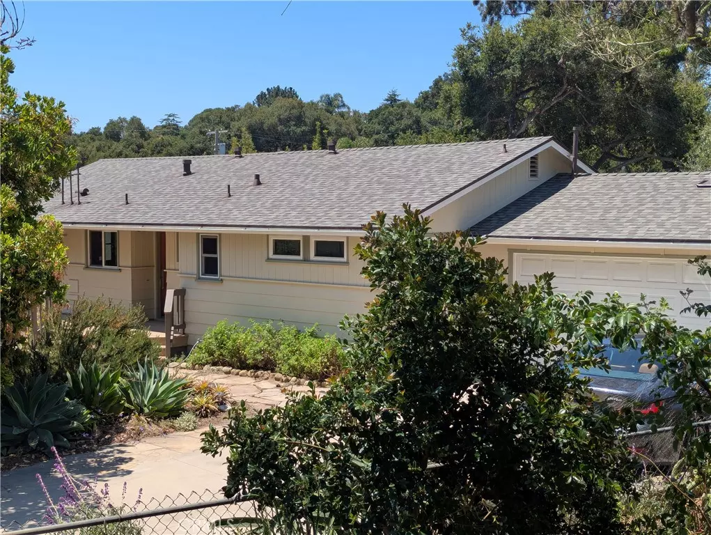Santa Barbara, CA 93109,1334 Kenwood RD
