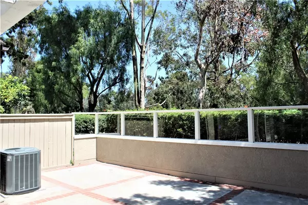 15 Stanford CT #100, Irvine, CA 92612