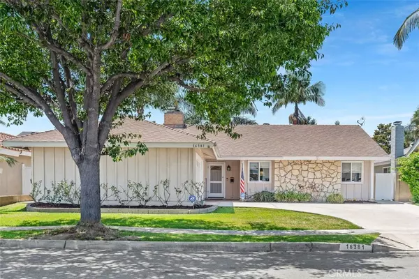 Huntington Beach, CA 92647,16381 Magellan LN