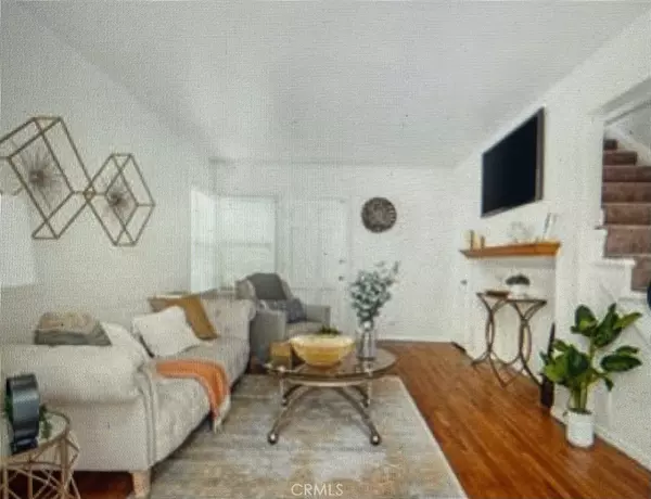 5807 E 2nd ST, Long Beach, CA 90803