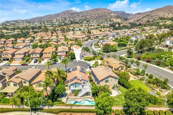 6 Tavella PL, Lake Forest, CA 92610