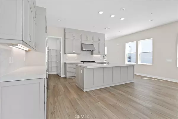 Lake Forest, CA 92630,200 Brackens