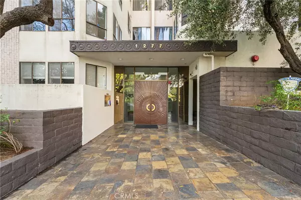 Los Angeles, CA 90024,1277 S Beverly Glen BLVD #408