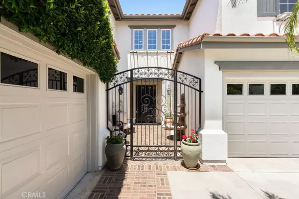 San Clemente, CA 92673,311 Via Promesa