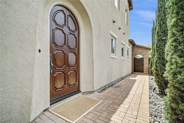 Irvine, CA 92602,135 Bridle Path