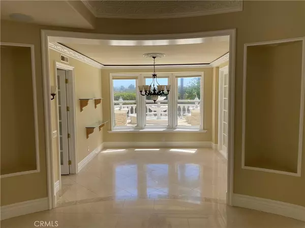 Laguna Niguel, CA 92677,28592 Point Loma