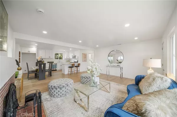 Los Angeles, CA 90043,5057 Inaglen WAY