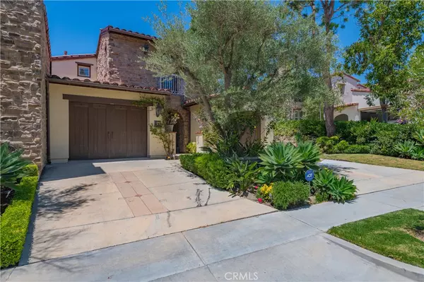 37 View, Irvine, CA 92603