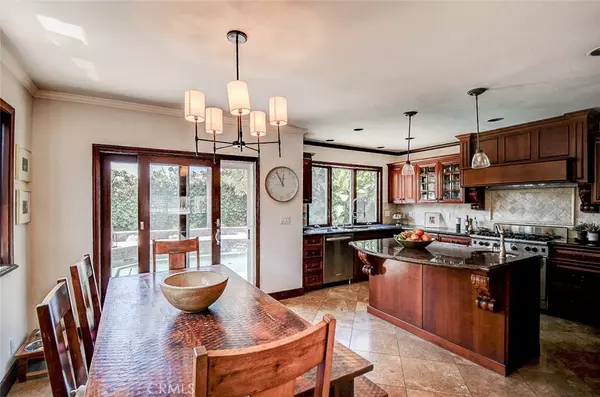 Seal Beach, CA 90740,620 Coastline DR