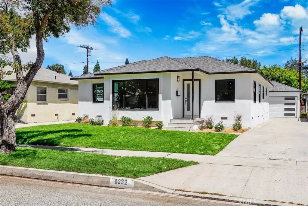 Lakewood, CA 90713,5232 Adenmoor AVE