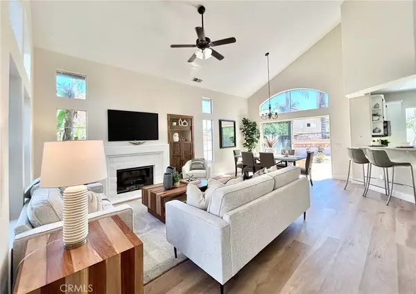 Rancho Santa Margarita, CA 92688,18 Via Trompeta