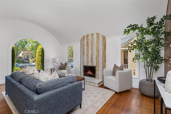 Los Angeles, CA 90064,2340 Camden AVE