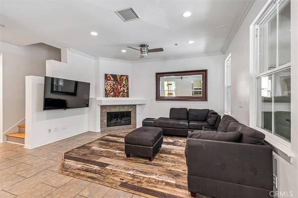 Irvine, CA 92603,119 Jadestone