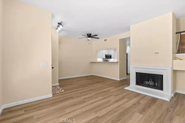 Aliso Viejo, CA 92656,19 Softwind