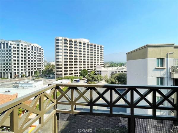 Pasadena, CA 91106,931 E Walnut ST #607