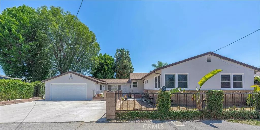 17916 Gridley RD, Artesia, CA 90701