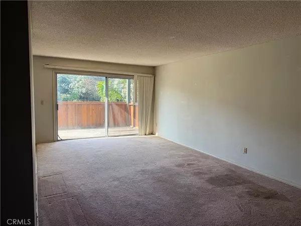Ventura, CA 93003,3700 Dean DR #1101