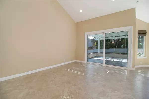 Yorba Linda, CA 92887,5395 Via Cervantes