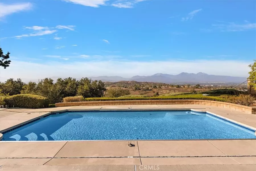 524 Topside PL, Diamond Bar, CA 91765