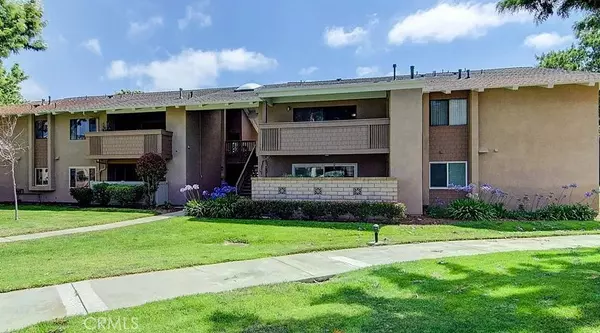 8877 Lauderdale CT #211C, Huntington Beach, CA 92646