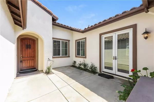 Corona, CA 92883,23806 Carrizo Gorge CT
