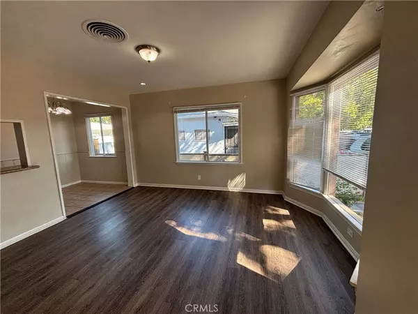 Panorama City, CA 91402,8135 Wakefield AVE