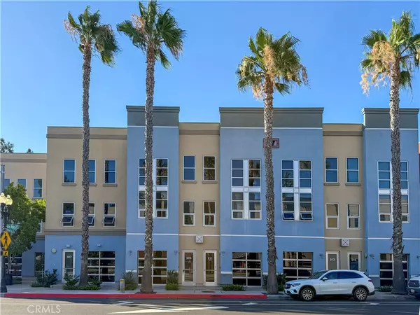 909 E Santa Ana BLVD, Santa Ana, CA 92701