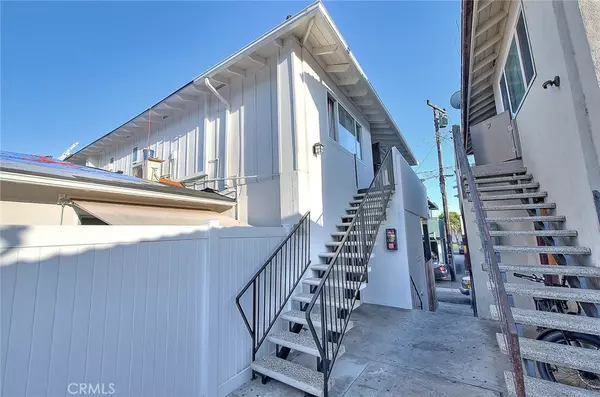 Costa Mesa, CA 92627,735 James ST