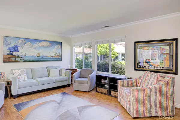 Laguna Woods, CA 92637,2372 Via Mariposa W #B