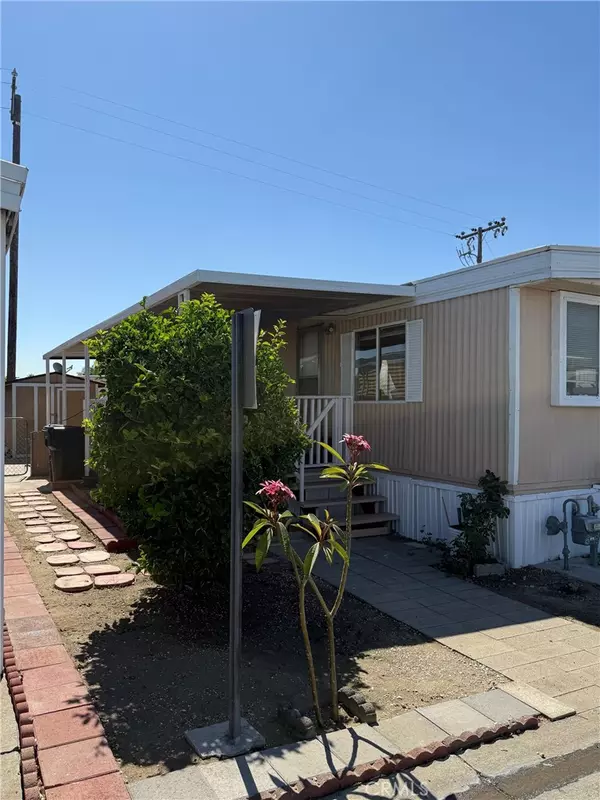 Fontana, CA 92335,17333 Valley BLVD #15E