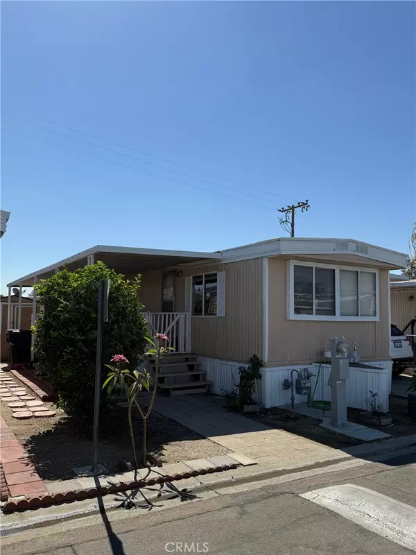 Fontana, CA 92335,17333 Valley BLVD #15E