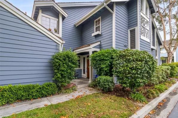 Long Beach, CA 90803,480 Kakkis DR #103