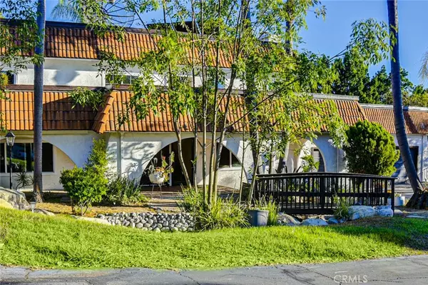 Yorba Linda, CA 92886,19110 La Pradera