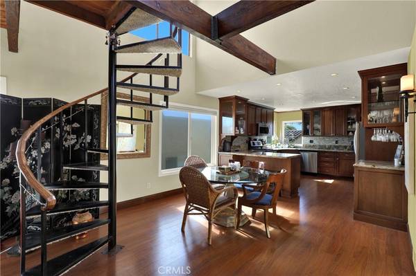 Hermosa Beach, CA 90254,834 15th ST