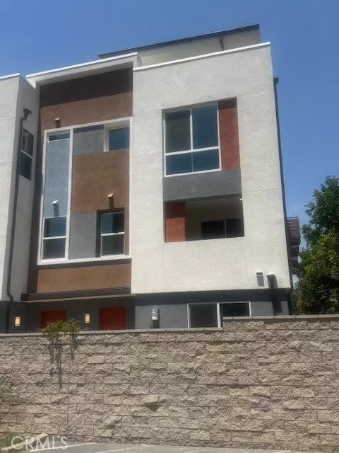 Santa Ana, CA 92705,1812 E 1st ST #280