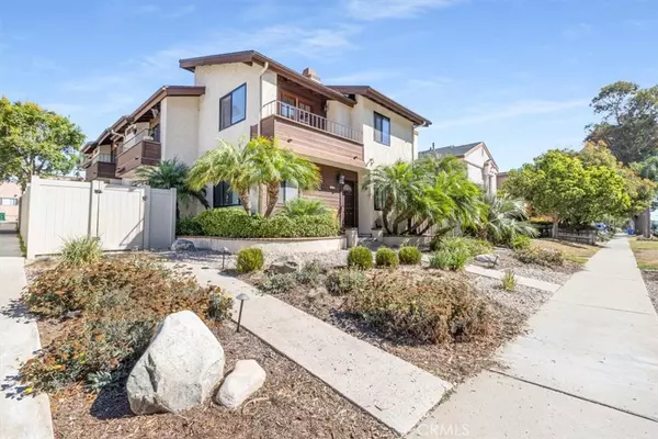 San Diego, CA 92109,1828 Diamond ST #3