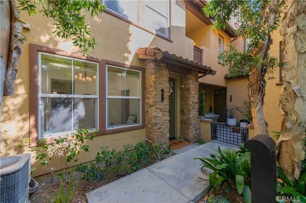 Irvine, CA 92603,144 Coral Rose