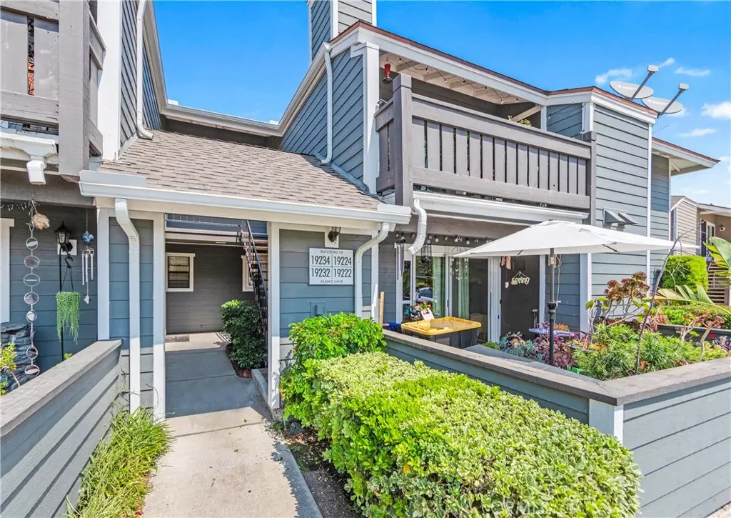 Yorba Linda, CA 92886,19224 Alamo Ln