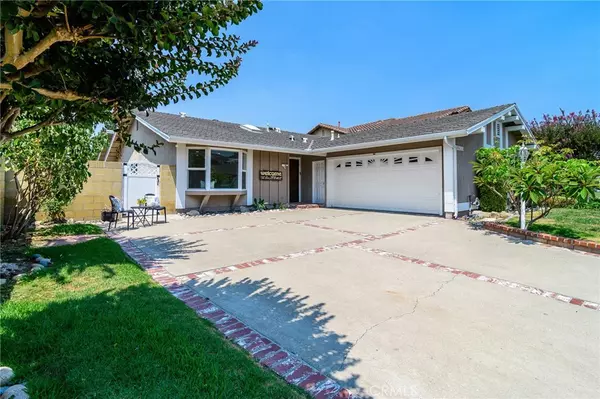 10633 El Picador CIR, Fountain Valley, CA 92708