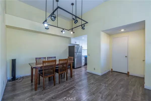 Irvine, CA 92612,375 Stanford CT #9