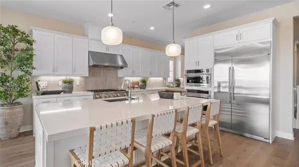 Valencia, CA 91354,29627 Corte Ballenas