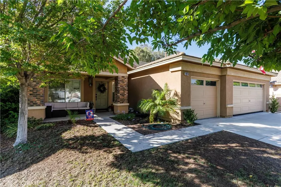 2070 Crystal Downs Drive, Corona, CA 92883