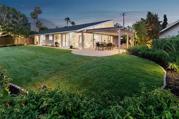 Laguna Beach, CA 92651,1056 Madison PL