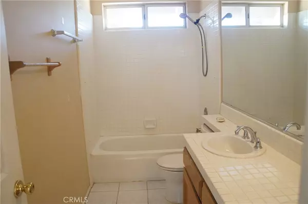 Corona, CA 92882,2230 Bloomfield LN