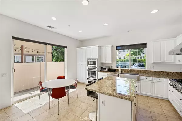 Rancho Mission Viejo, CA 92694,5 Lavanda ST