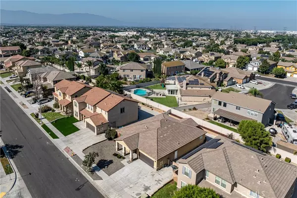 Eastvale, CA 92880,5927 Berryhill DR