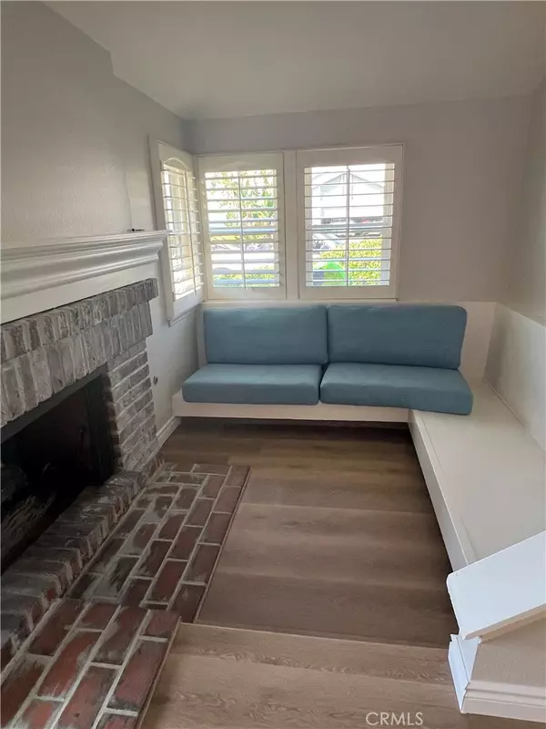 Irvine, CA 92604,26 Alderbrook