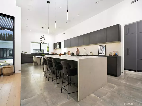 Villa Park, CA 92861,18852 Canyon Crest DR